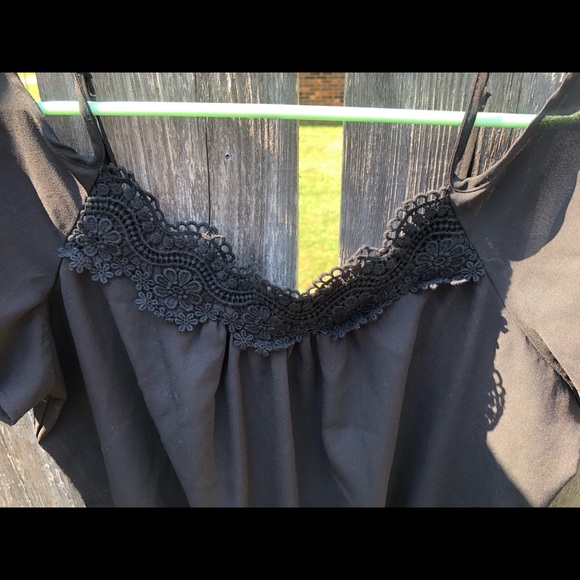 Beautiful black romper - Picture 2 of 2